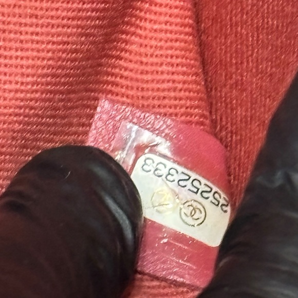 CHANEL Hot Pink/Gradient Straps Caviar Thread Around Flap Bag - Picture 12 of 14